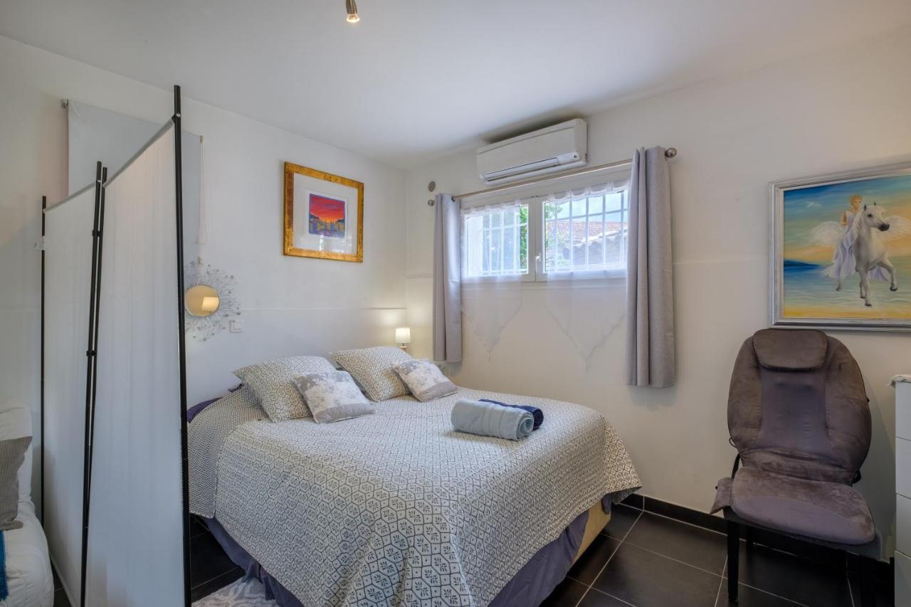 Bas De Villa, Piscine, 3 Etoiles 생폴드방스 외부 사진